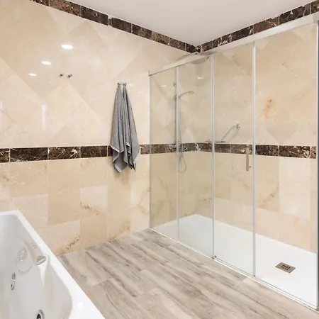 Luxury Maria With Private Heated Pool By Vallecid Villa