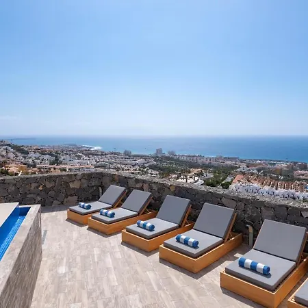 Luxury Maria With Private Heated Pool Free Car In And June * 아데제