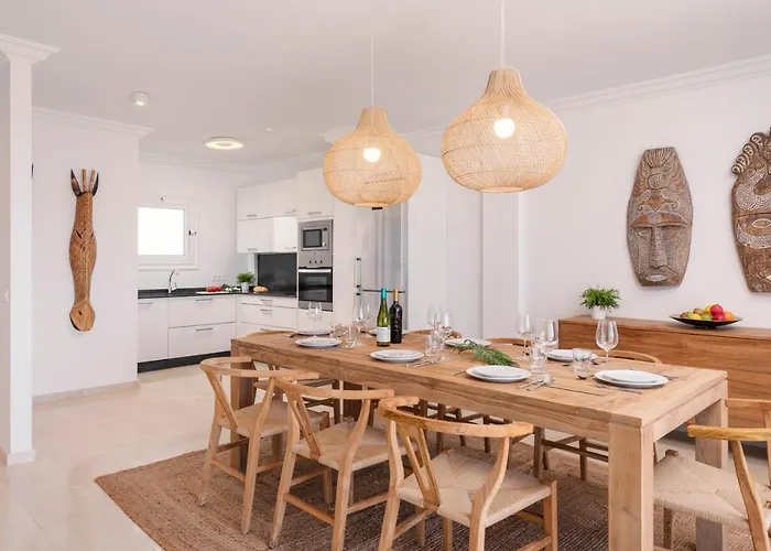 Luxury Maria Private Heated Pool Free Car Except Christmas Villa *